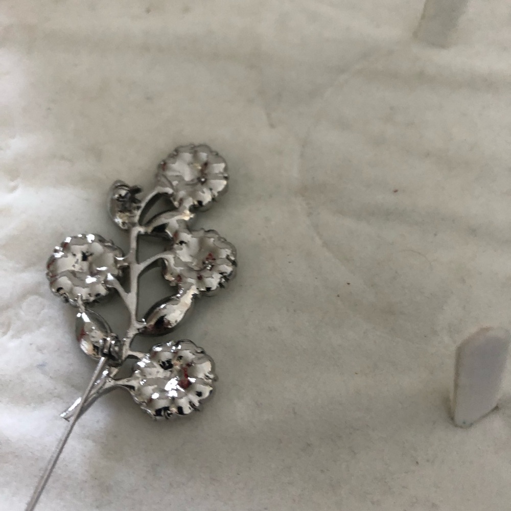 Silver Floral Brooch